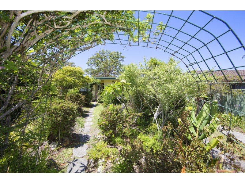28 Elouera Avenue, Buff Point NSW 2262