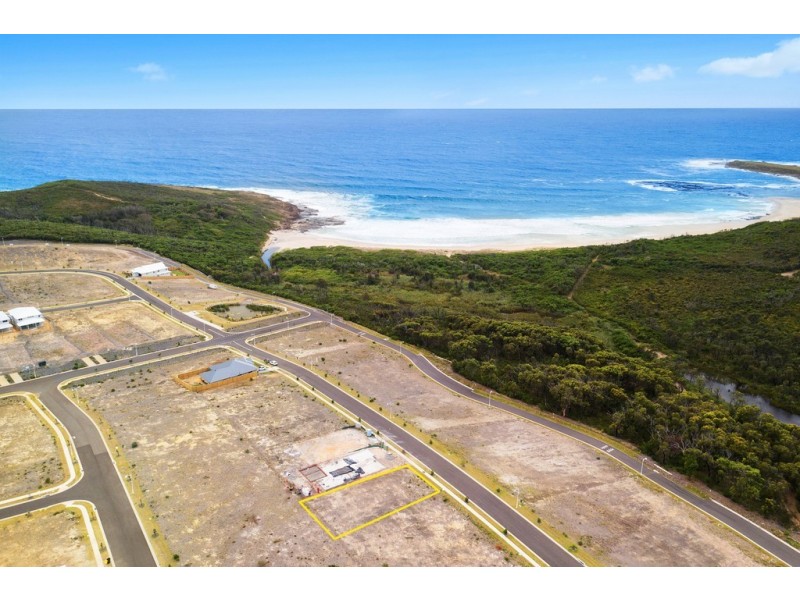 50 Surfside Drive, Catherine Hill Bay NSW 2281