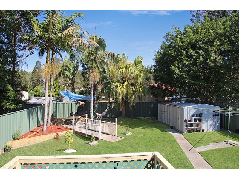 4 Oak Road, Charmhaven NSW 2263