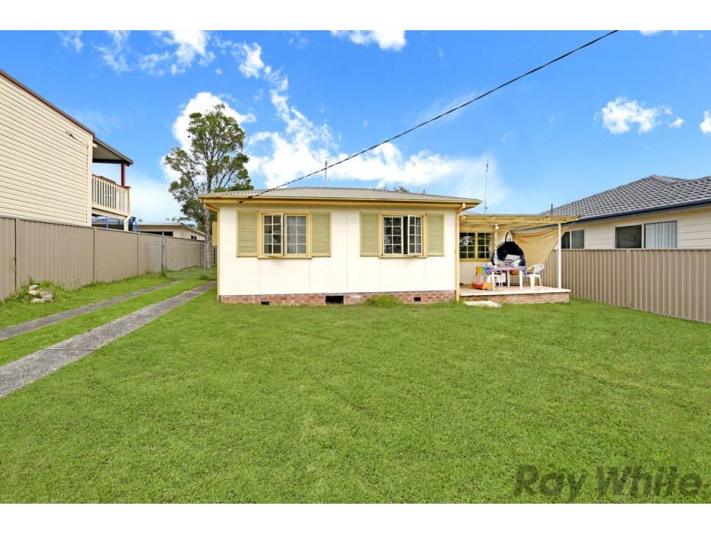 44 Kalulah Avenue, Gorokan NSW 2263