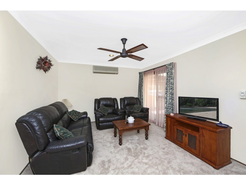 16 Delia Avenue, Budgewoi NSW 2262