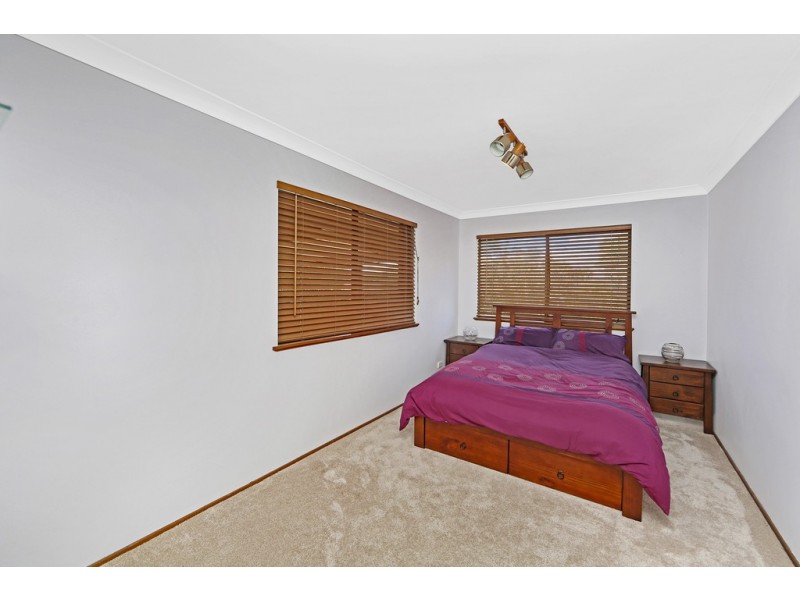 16 Delia Avenue, Budgewoi NSW 2262