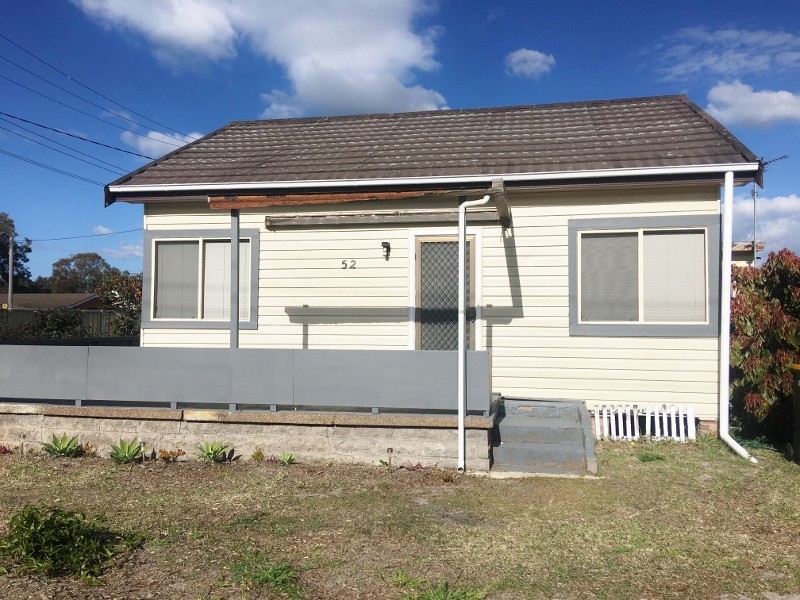 52 Natuna Avenue, Budgewoi NSW 2262