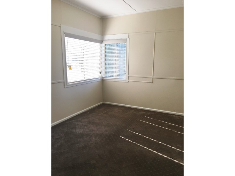 52 Natuna Avenue, Budgewoi NSW 2262