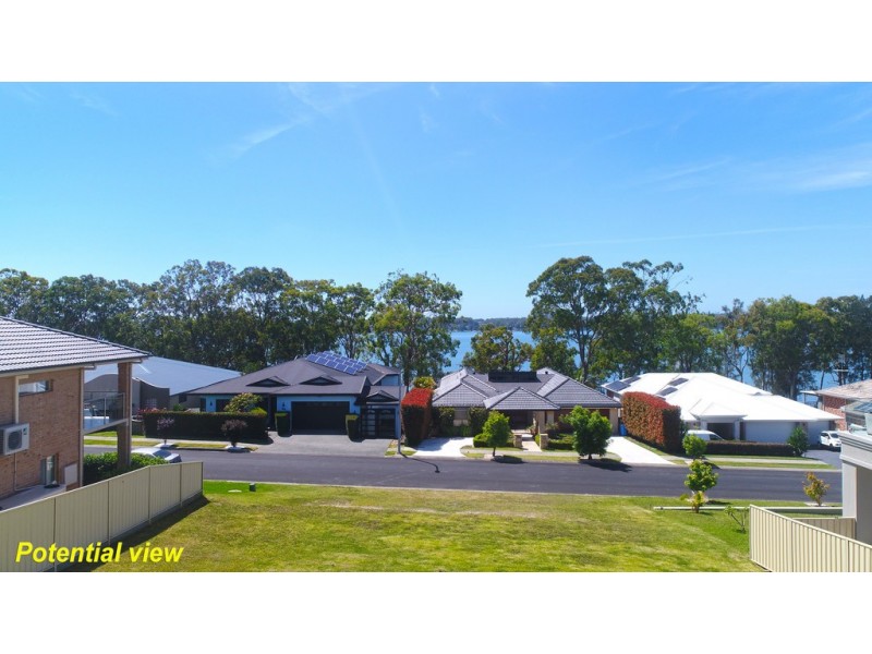 18 Mulwala Drive, Wyee Point NSW 2259