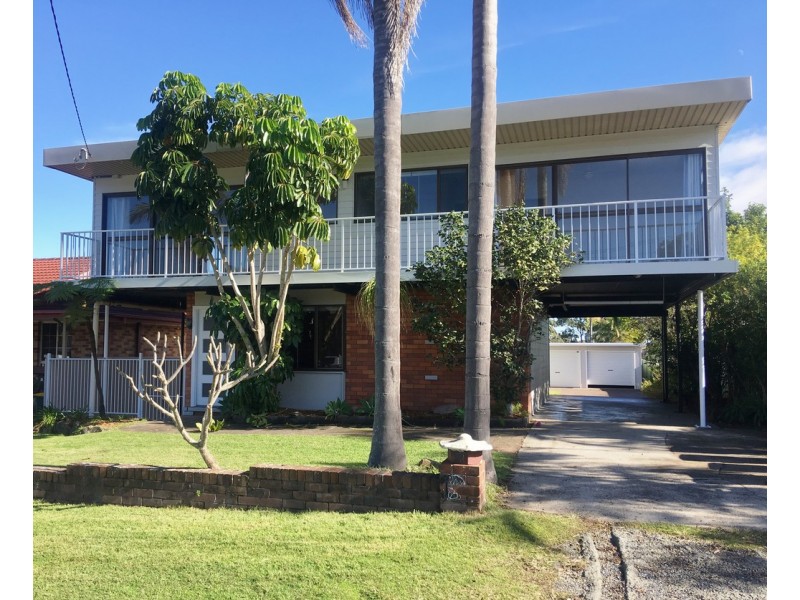 40 Dianne Avenue, Lake Munmorah NSW 2259