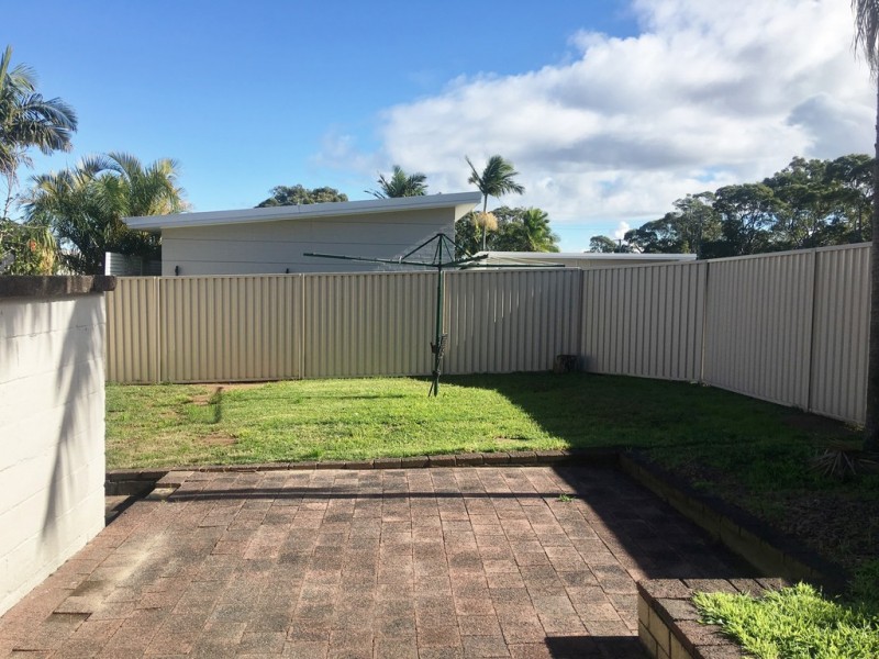 40 Dianne Avenue, Lake Munmorah NSW 2259