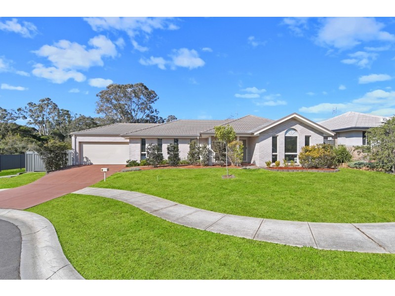 9 Florin Place, Wadalba NSW 2259