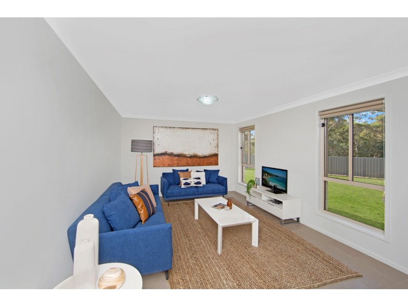 9 Florin Place, Wadalba NSW 2259