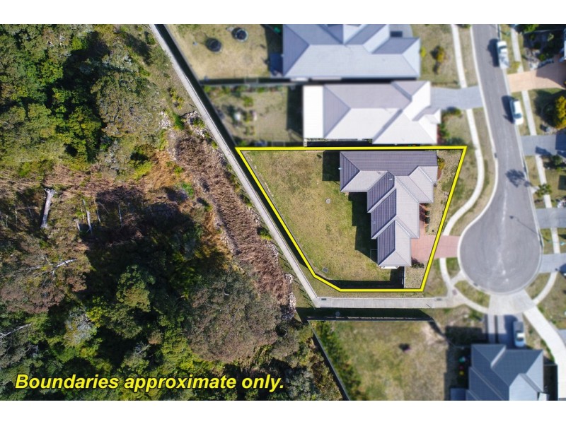 9 Florin Place, Wadalba NSW 2259