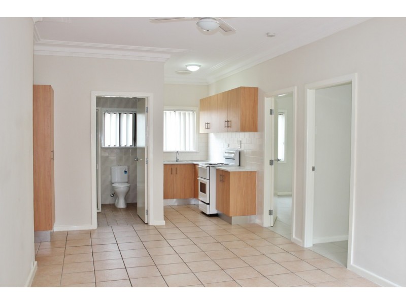 2/6 Canton Beach Road, Toukley NSW 2263