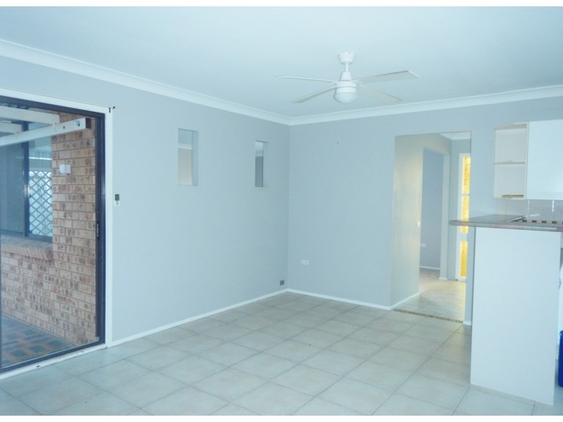 18 Suncrest Parade, Gorokan NSW 2263