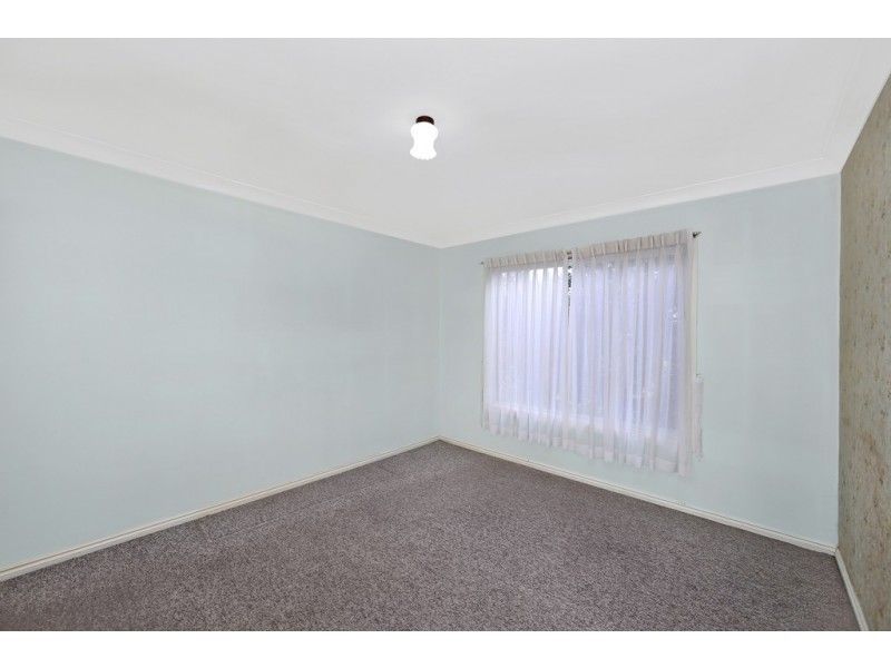 2 John Street, Gorokan NSW 2263