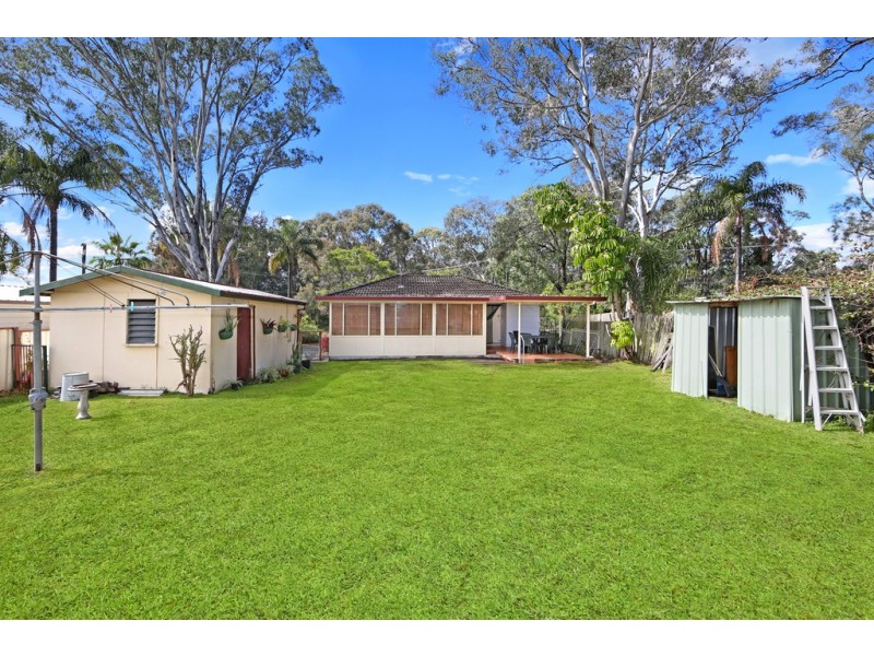 6 Hobson Avenue, Charmhaven NSW 2263