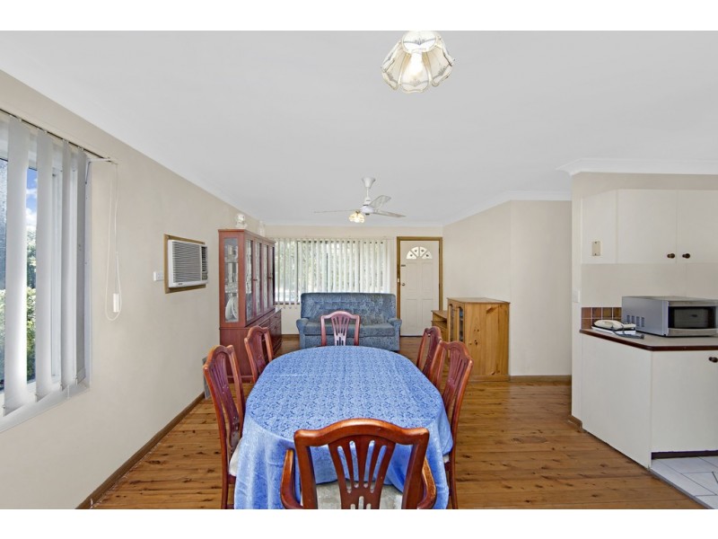 6 Hobson Avenue, Charmhaven NSW 2263