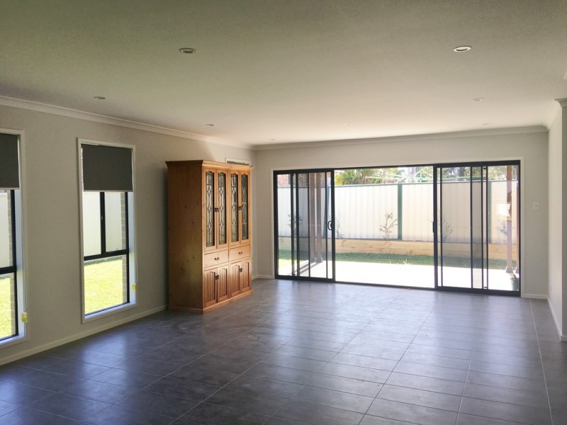 26 Loongana Crescent, Blue Haven NSW 2262