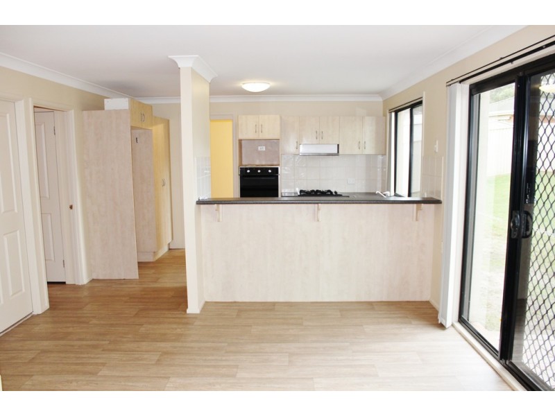 4 Miller Crescent, Blue Haven NSW 2262