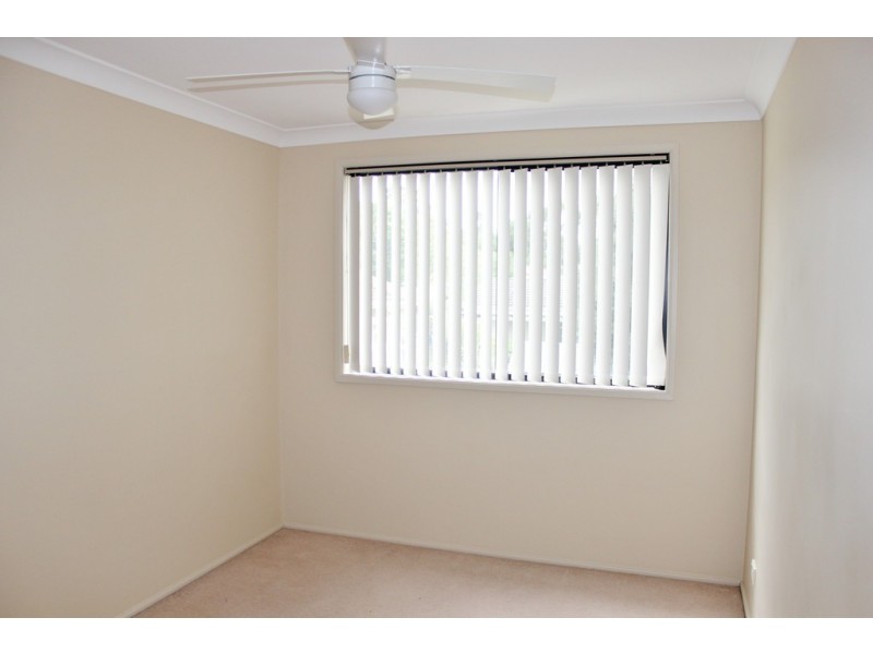 4 Miller Crescent, Blue Haven NSW 2262