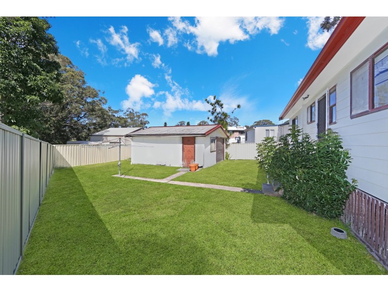 9 Wailele Avenue, Halekulani NSW 2262