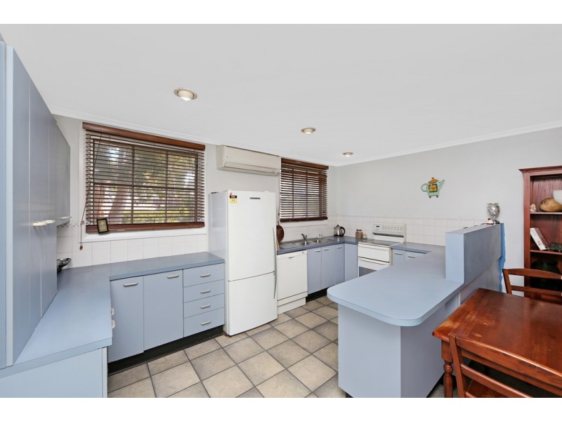 7 Grandview Parade, Gorokan NSW 2263
