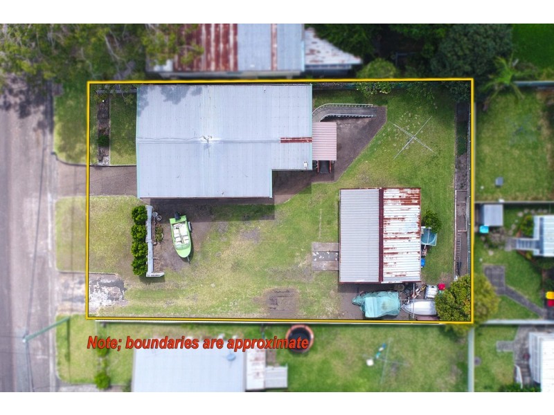 18 Kenilworth Street, Mannering Park NSW 2259