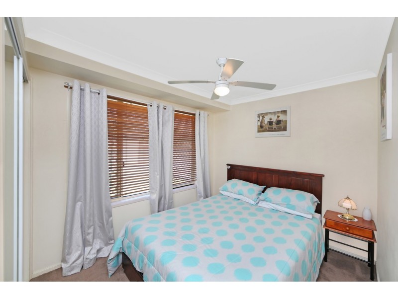 6 Tirriki Close, Buff Point NSW 2262