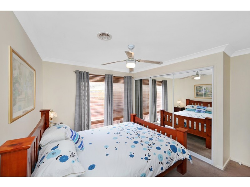 6 Tirriki Close, Buff Point NSW 2262