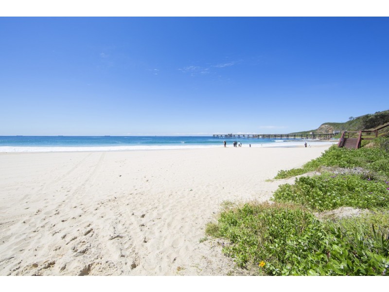 105 Surfside Drive, Catherine Hill Bay NSW 2281