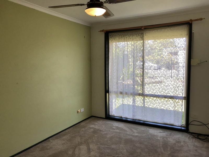 52 Woodlawn Drive, Budgewoi NSW 2262