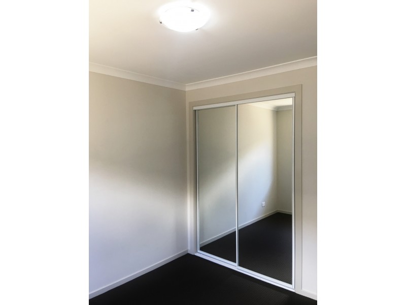 220 Johns Road, Wadalba NSW 2259