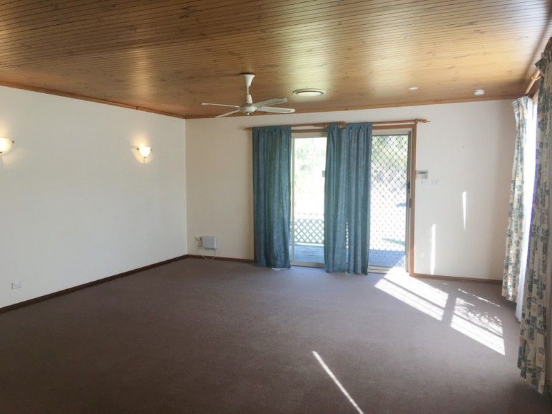 65 Thomas Walker Drive, Chittaway Bay NSW 2261