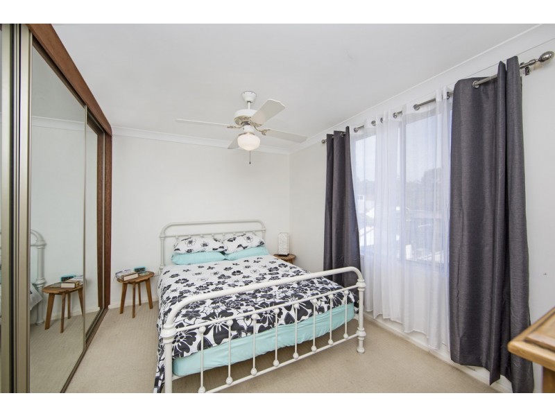 144 Cams Boulevard, Summerland Point NSW 2259