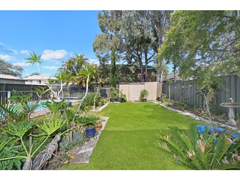 144 Cams Boulevard, Summerland Point NSW 2259