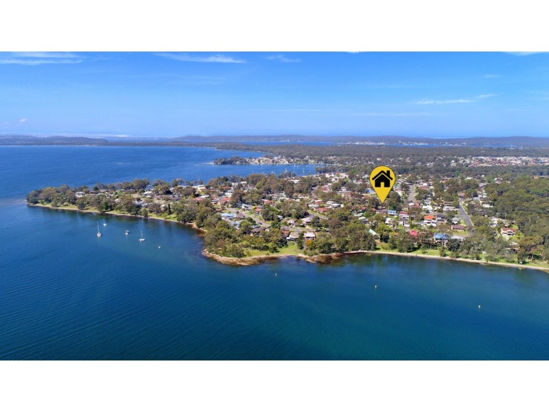 144 Cams Boulevard, Summerland Point NSW 2259