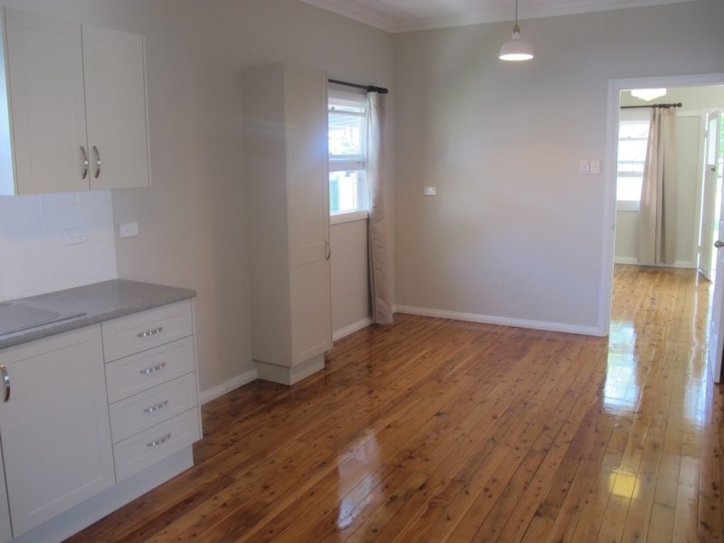 25 Marmion Street, Mannering Park NSW 2259