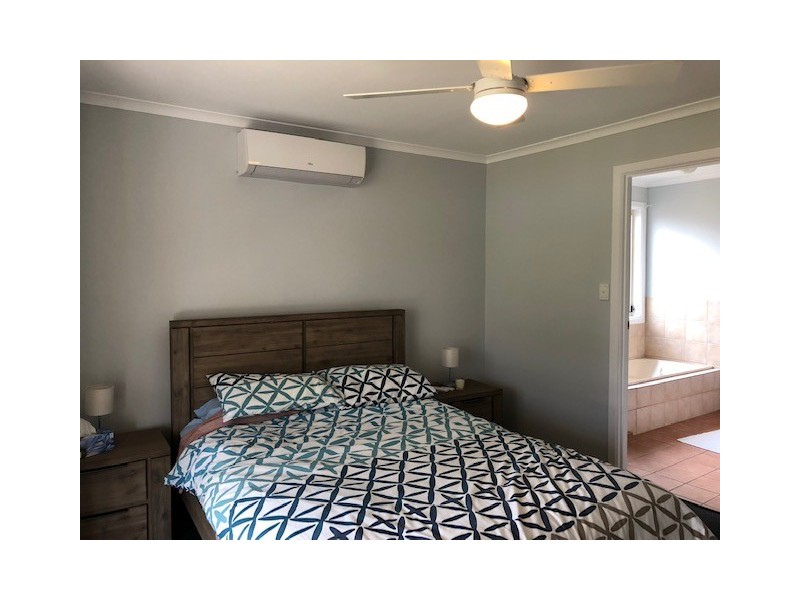 34 Woodbridge Cres, Lake Munmorah NSW 2259