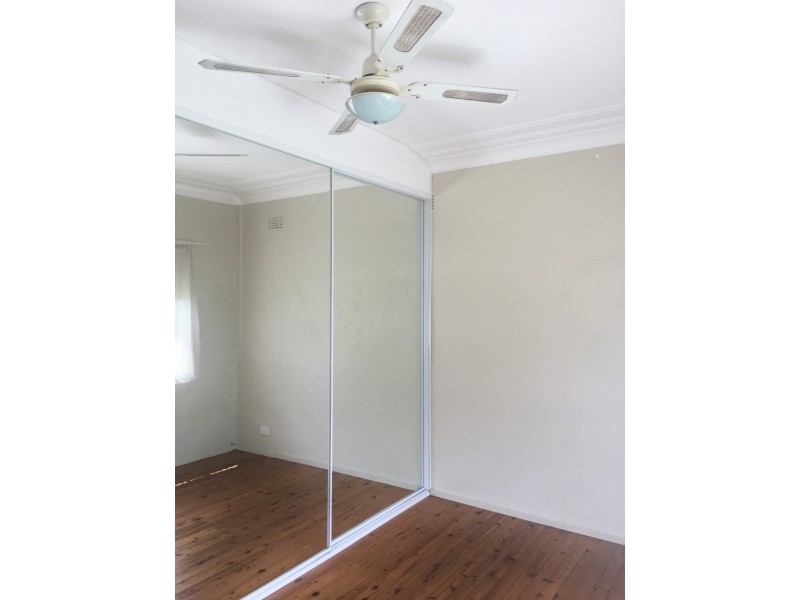 21 Kevin Street, Mannering Park NSW 2259