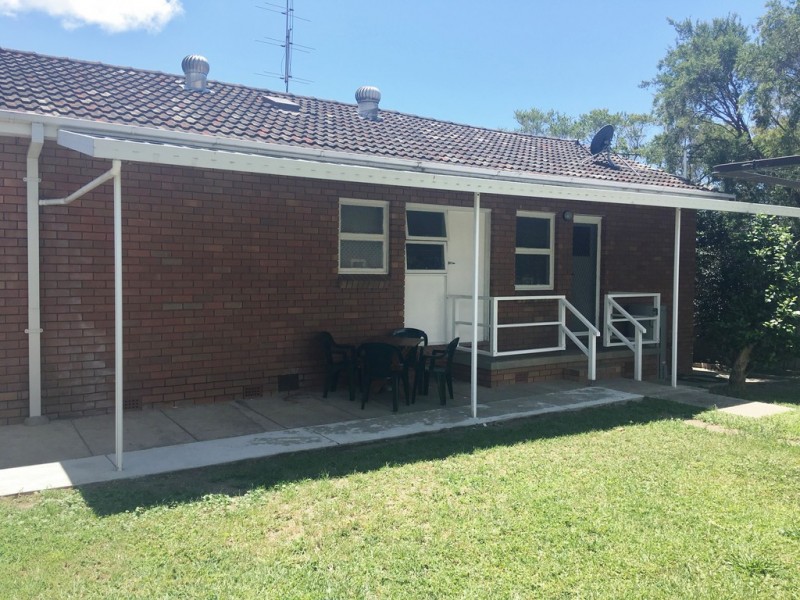 21 Kevin Street, Mannering Park NSW 2259