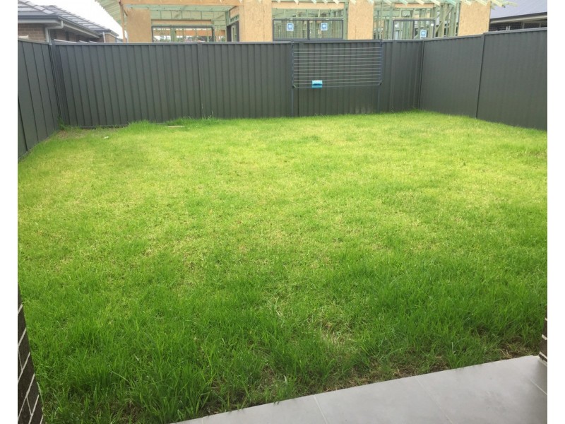 28 Clinton Way, Hamlyn Terrace NSW 2259