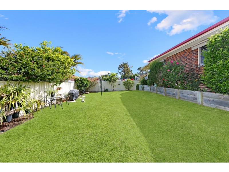 8 Bruce Road, Buff Point NSW 2262