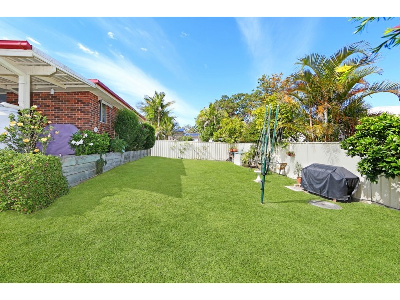 8 Bruce Road, Buff Point NSW 2262