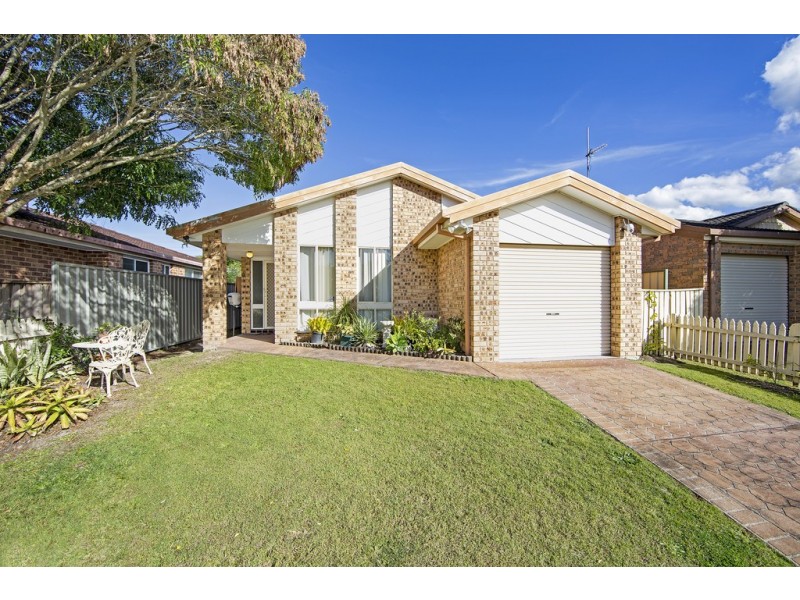 13 Wongala Avenue, Blue Haven NSW 2262
