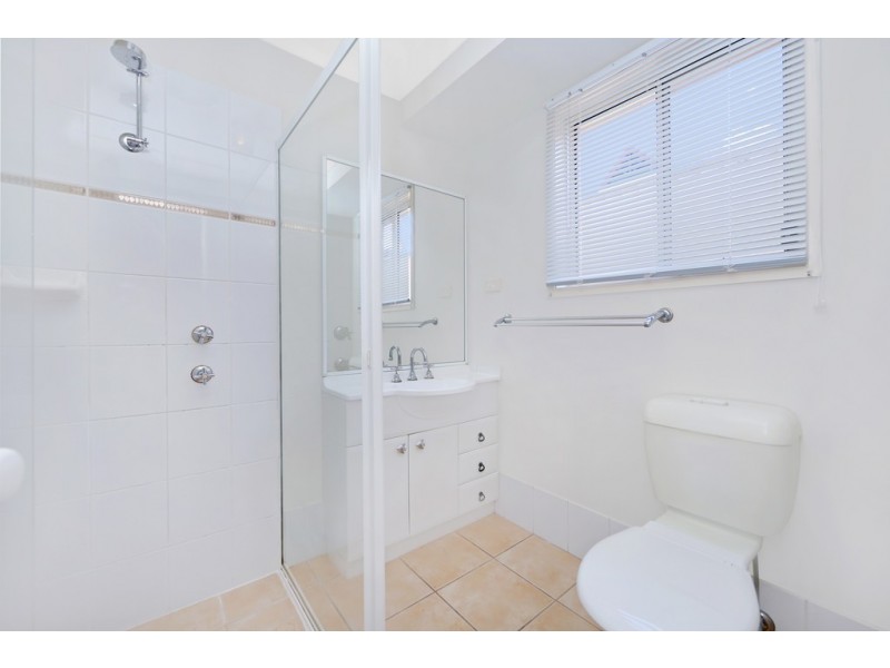 6 Bangalay Close, Blue Haven NSW 2262