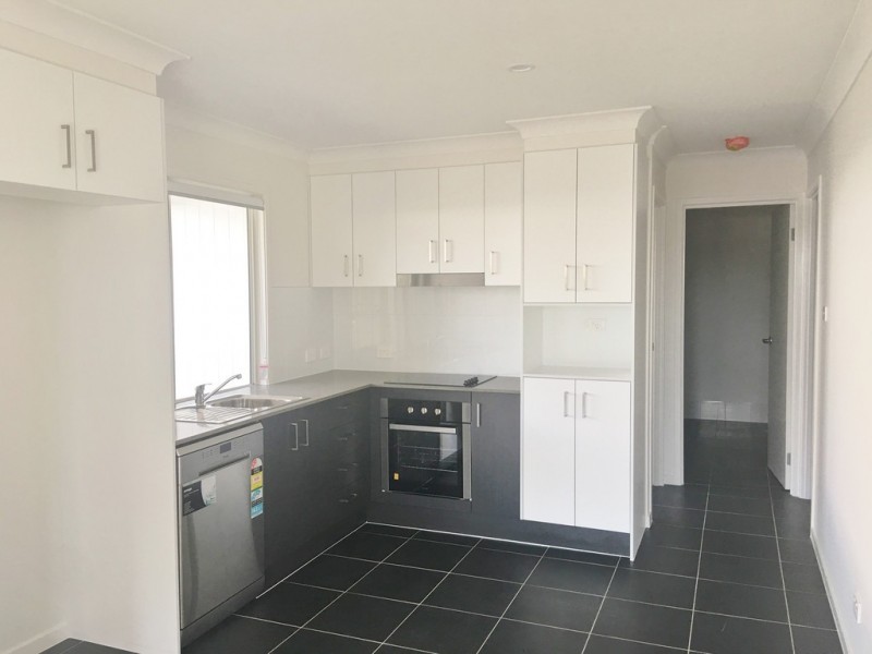 2/7C Trinity Point Drive, Morisset Park NSW 2264