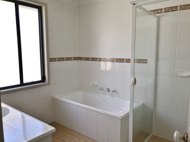 2 Bancroft Close, Blue Haven NSW 2262