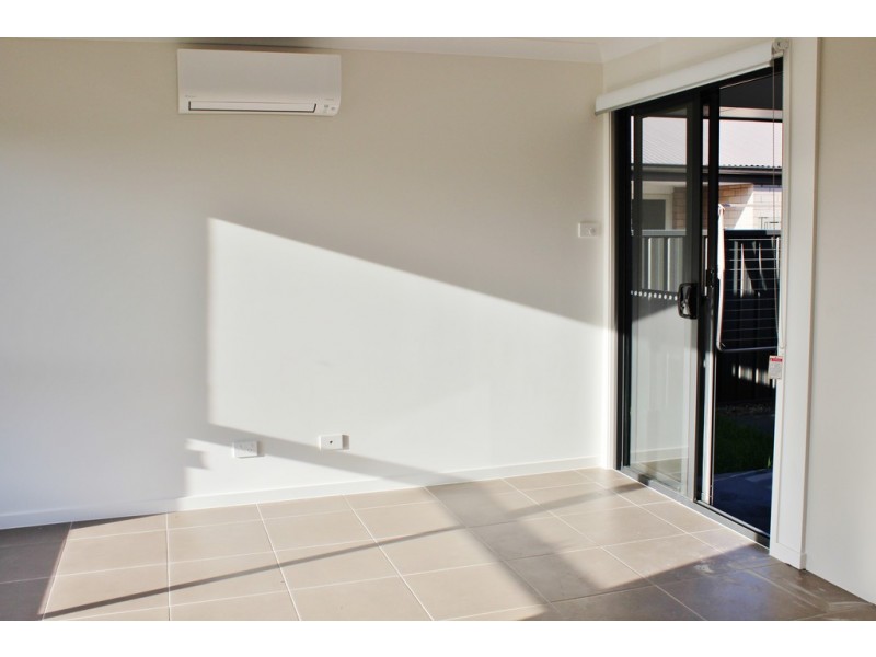 2/7D Trinity Point Drive, Morisset Park NSW 2264