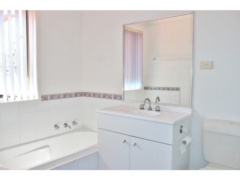 2/105 Main Road, Toukley NSW 2263