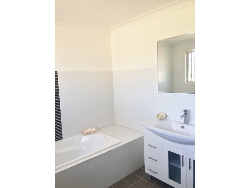 8 Bodalla Road, Lake Munmorah NSW 2259