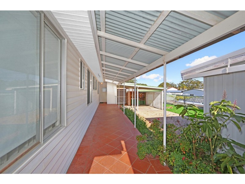 22-24 Woolana Avenue, Budgewoi NSW 2262