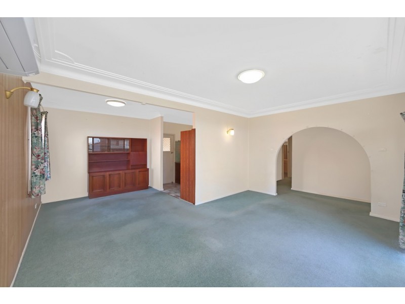 22-24 Woolana Avenue, Budgewoi NSW 2262